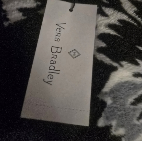 Vera Bradley Frosted Floral Design  blanket NWT - Picture 5 of 6